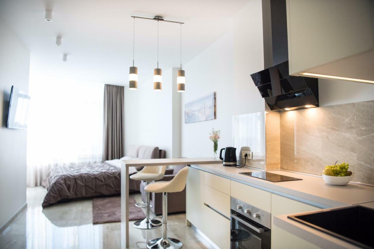 Sea Star Apartments โอเดสซา ภายนอก รูปภาพ