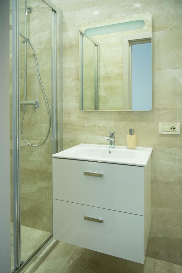 Sea Star Apartments โอเดสซา ภายนอก รูปภาพ
