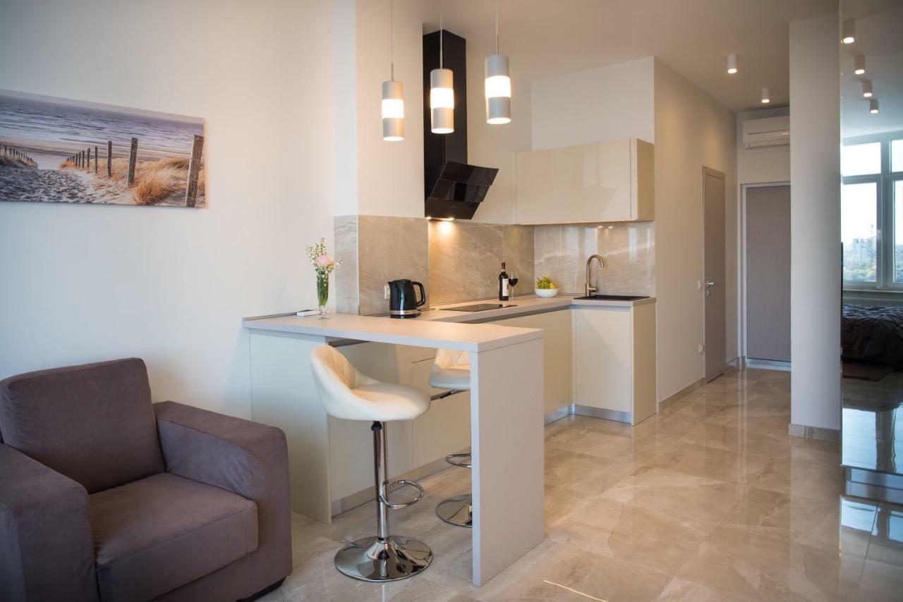 Sea Star Apartments โอเดสซา ภายนอก รูปภาพ