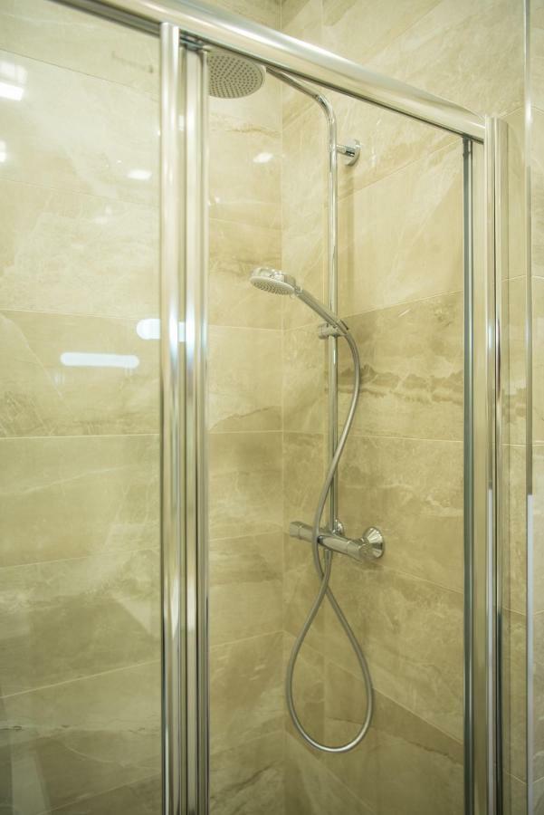 Sea Star Apartments โอเดสซา ภายนอก รูปภาพ